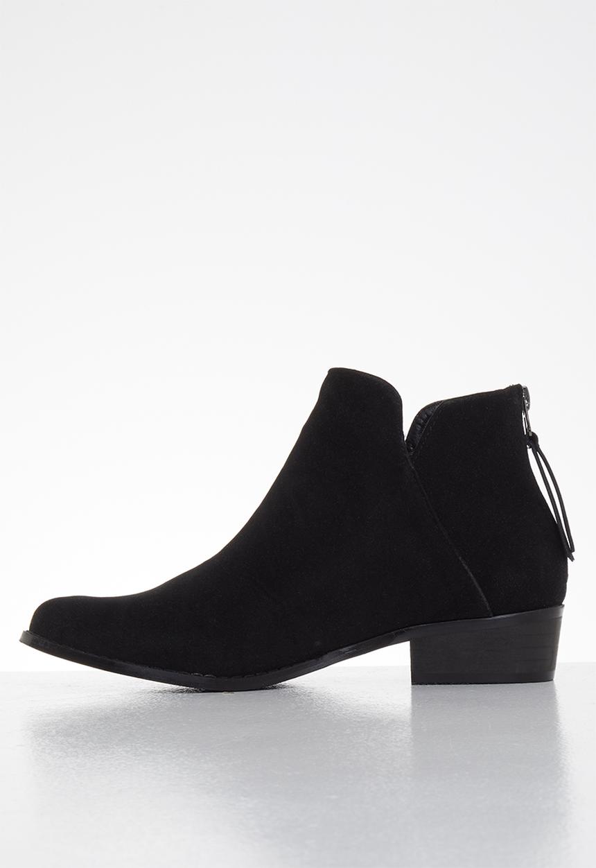 Butterfly Feet - Sia bootie - black