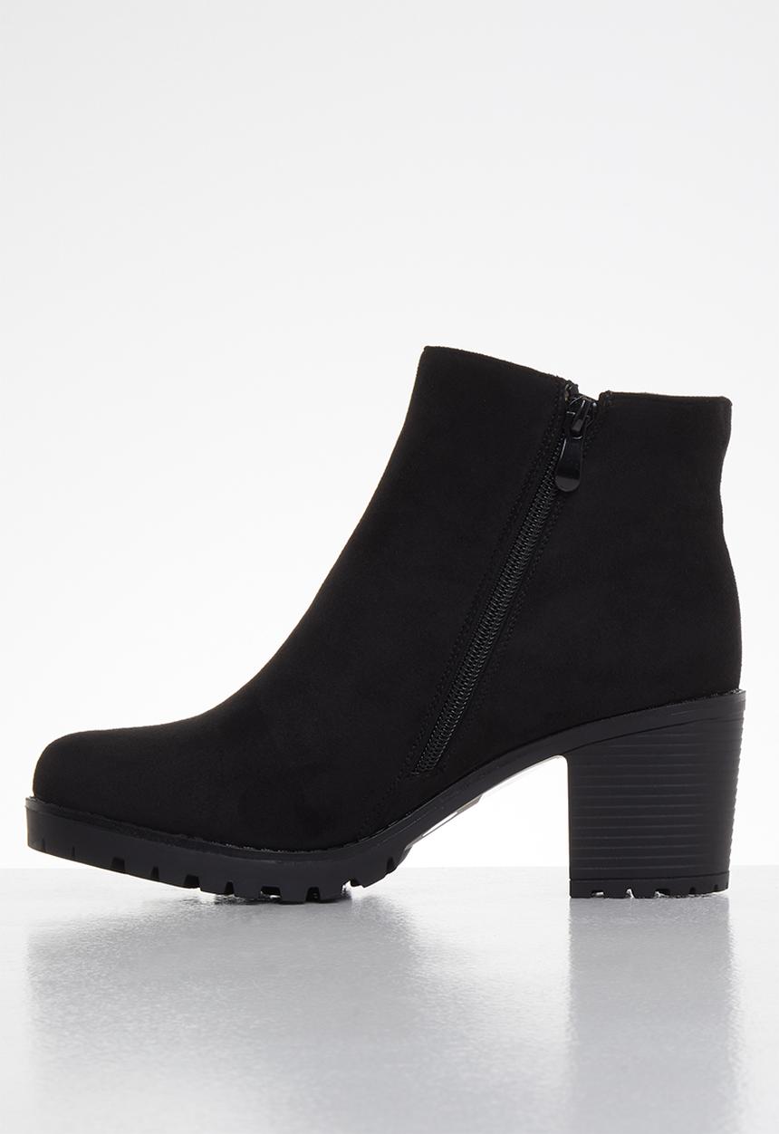 Butterfly Feet - Cali ankle boot - black
