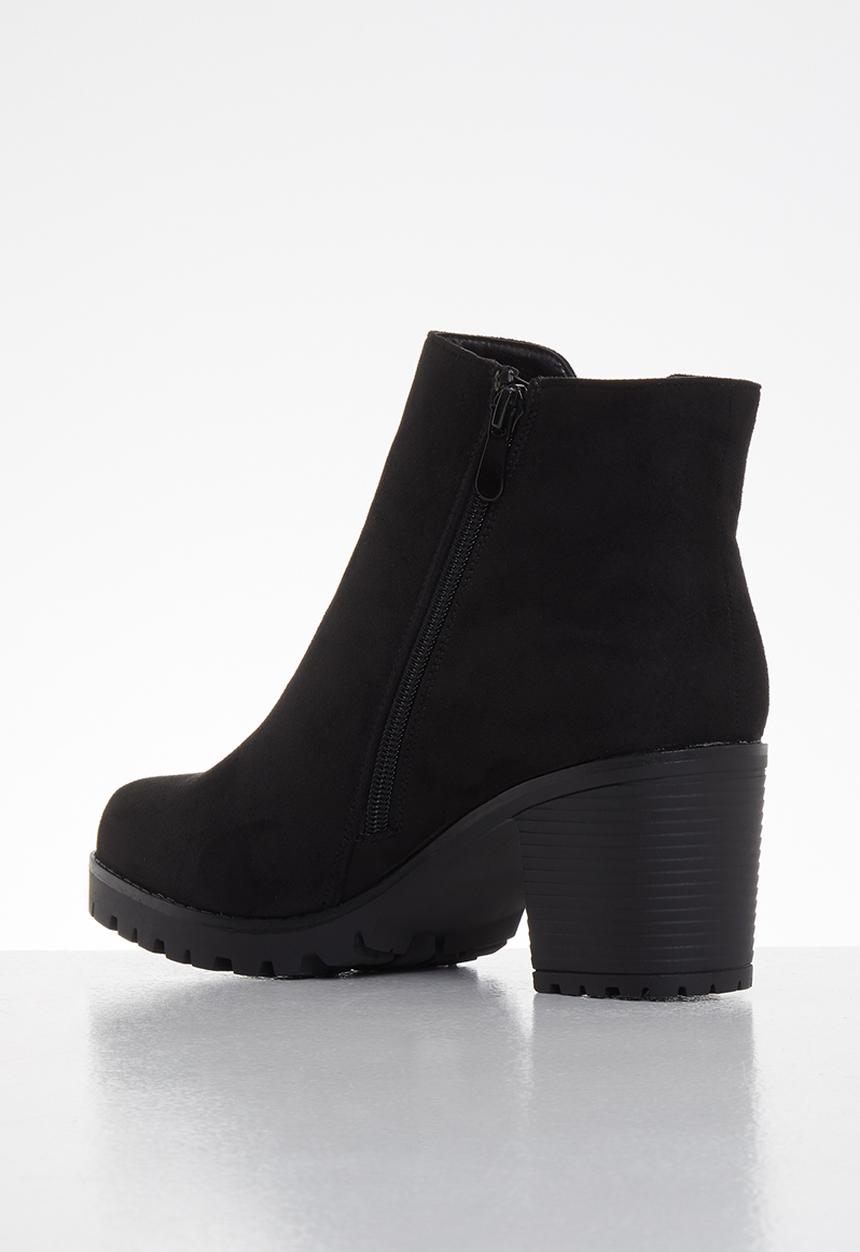 Butterfly Feet - Cali ankle boot - black