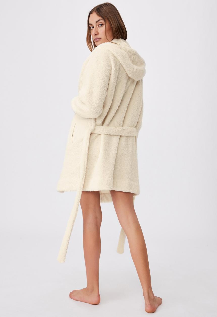 Cotton On - The lounging robe - almond butter