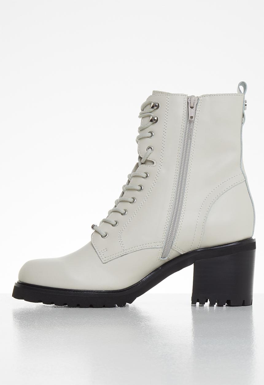 Steve Madden - Bradlie leather combat boot - bone