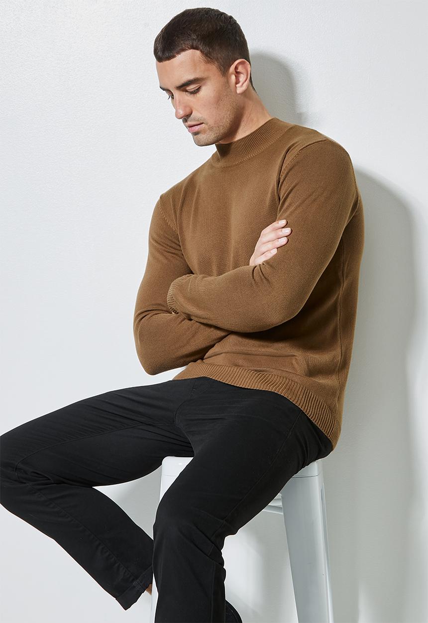 Superbalist - Slim fit high neck knit jersey - brown