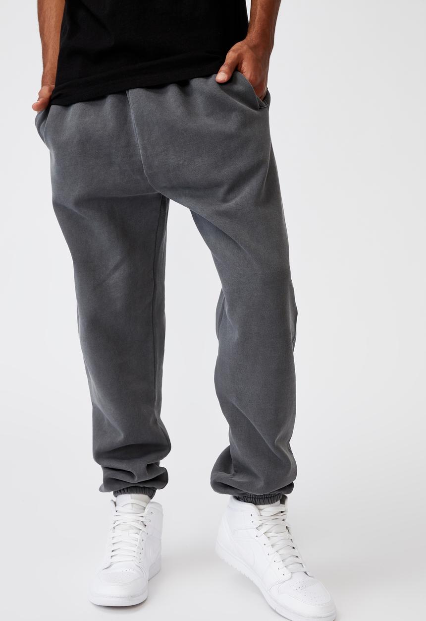 Factorie - Relaxed trackpant - washed black
