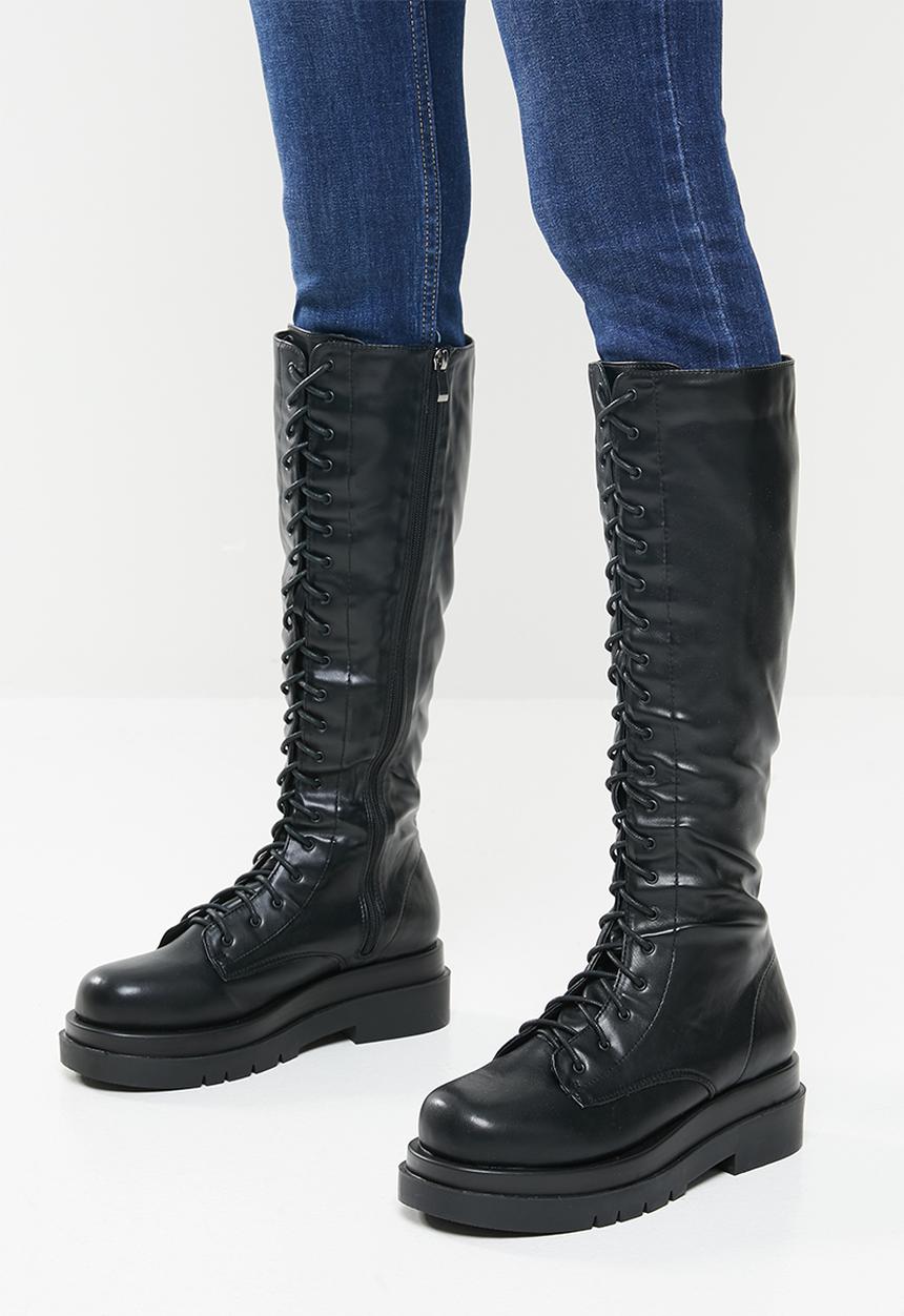 Footwork - Rim chunky combat boot - black