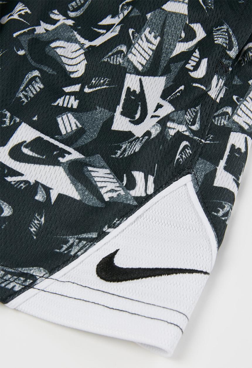 Nike - Avalanche short - black & white 