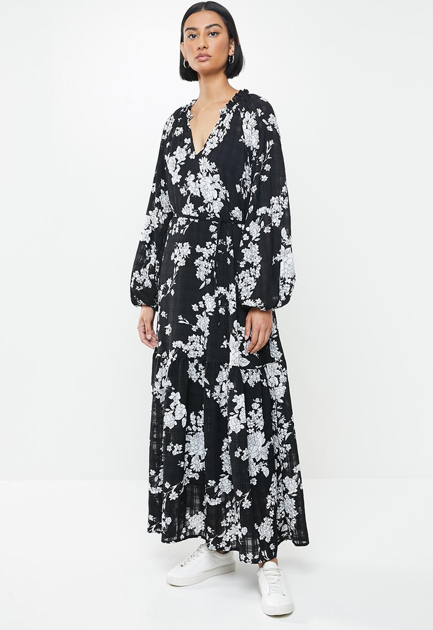 Me&B - The Kelly maxi dress - black