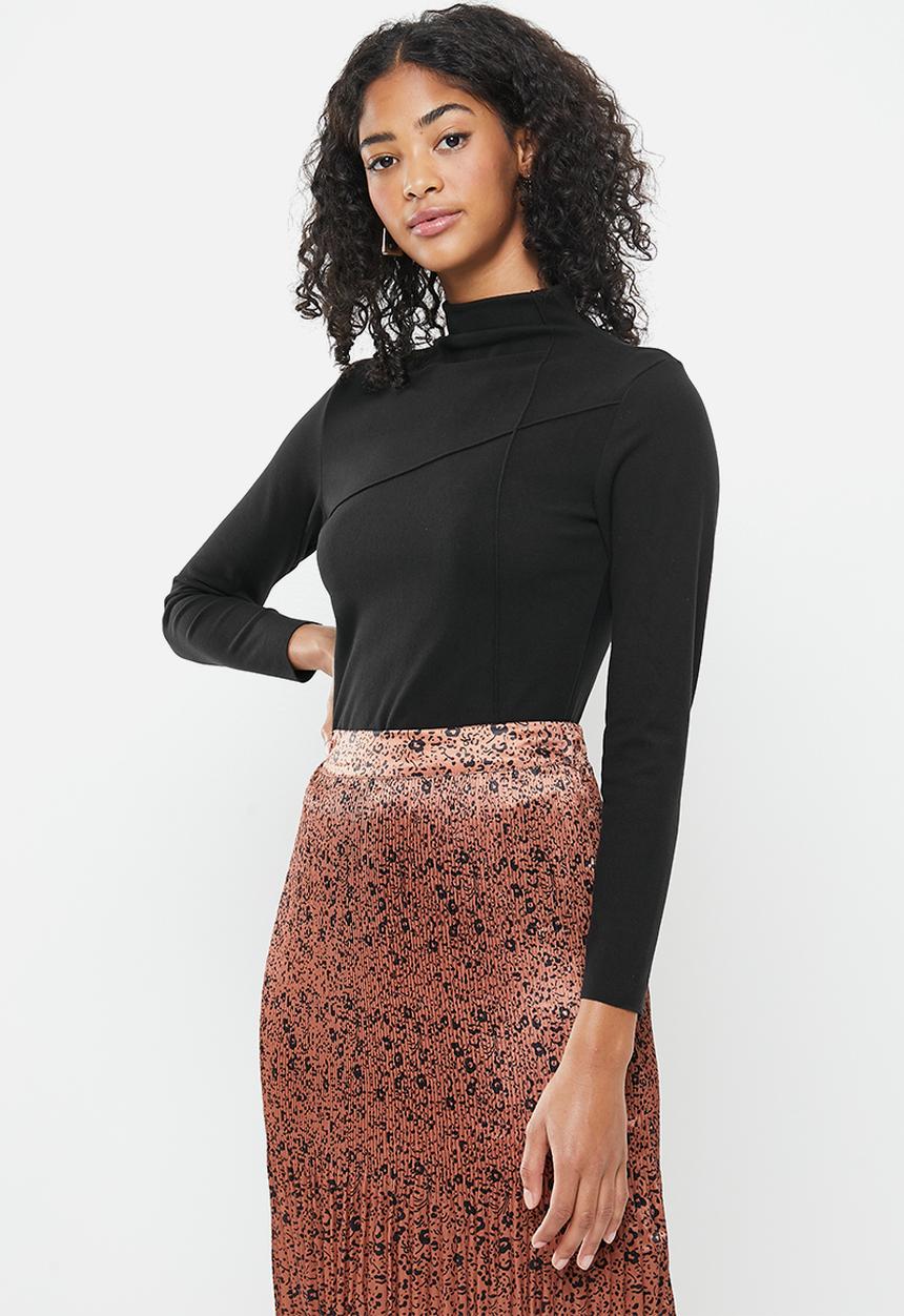 STYLE REPUBLIC - Mock neck long sleeve knit top - black