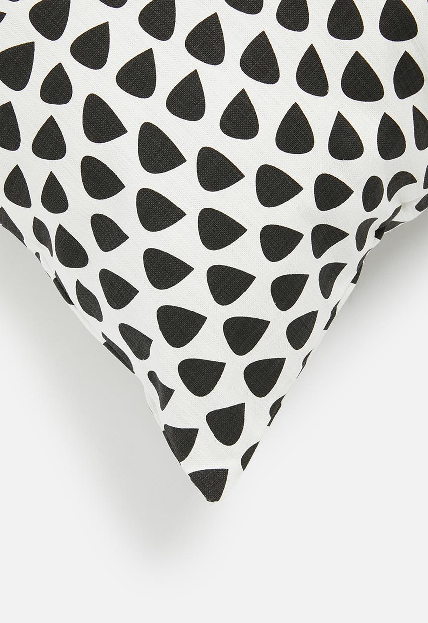 Sixth Floor - Raindrop outdoor cushion cover - black & white 