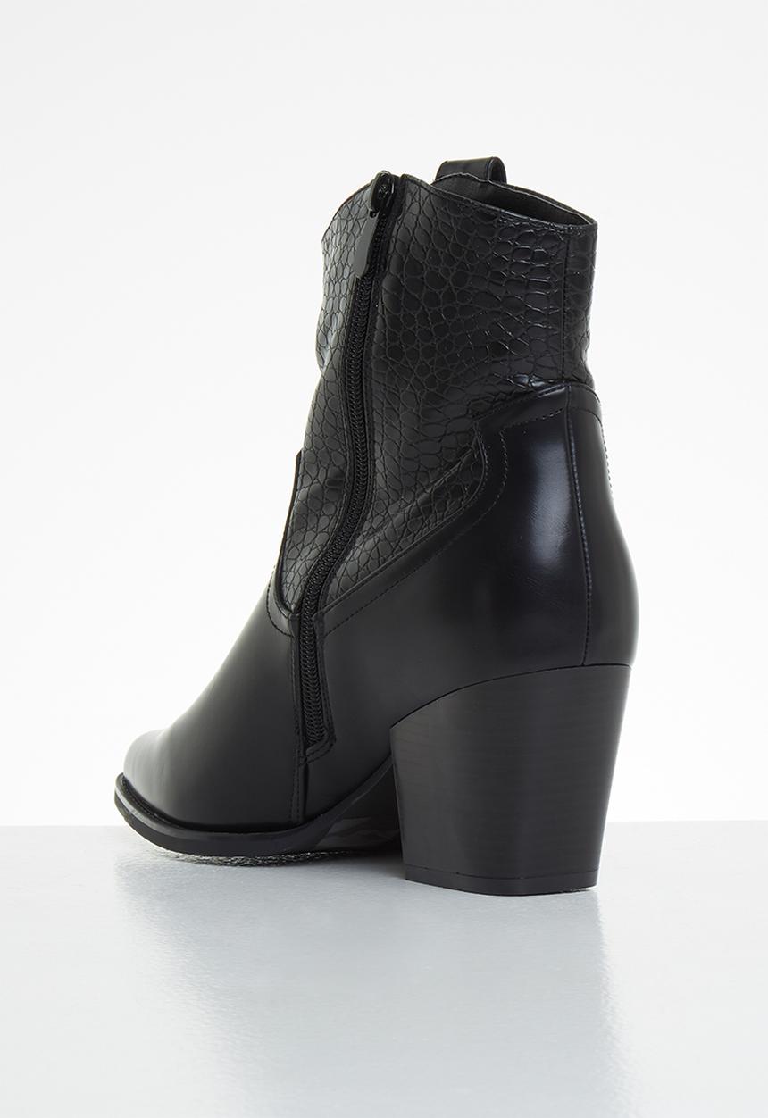 Plum - Raven cowboy boot - black