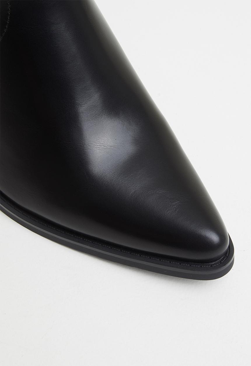 Plum - Raven cowboy boot - black