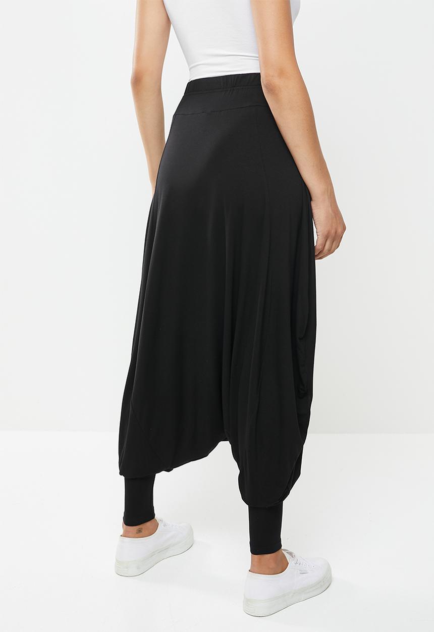 AMANDA LAIRD CHERRY - Harem pants - black