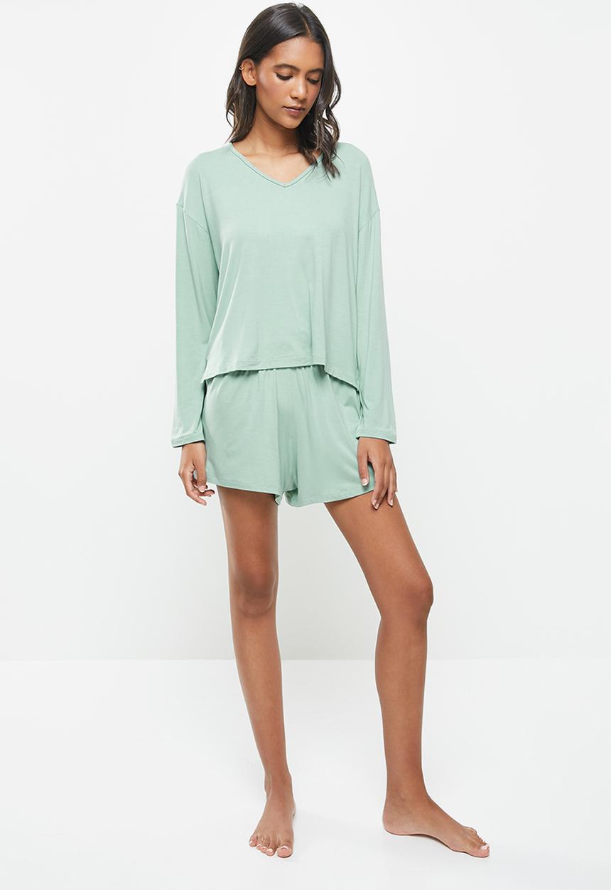 Superbalist - Sleep long sleeve fitted top & shorts set - light green 