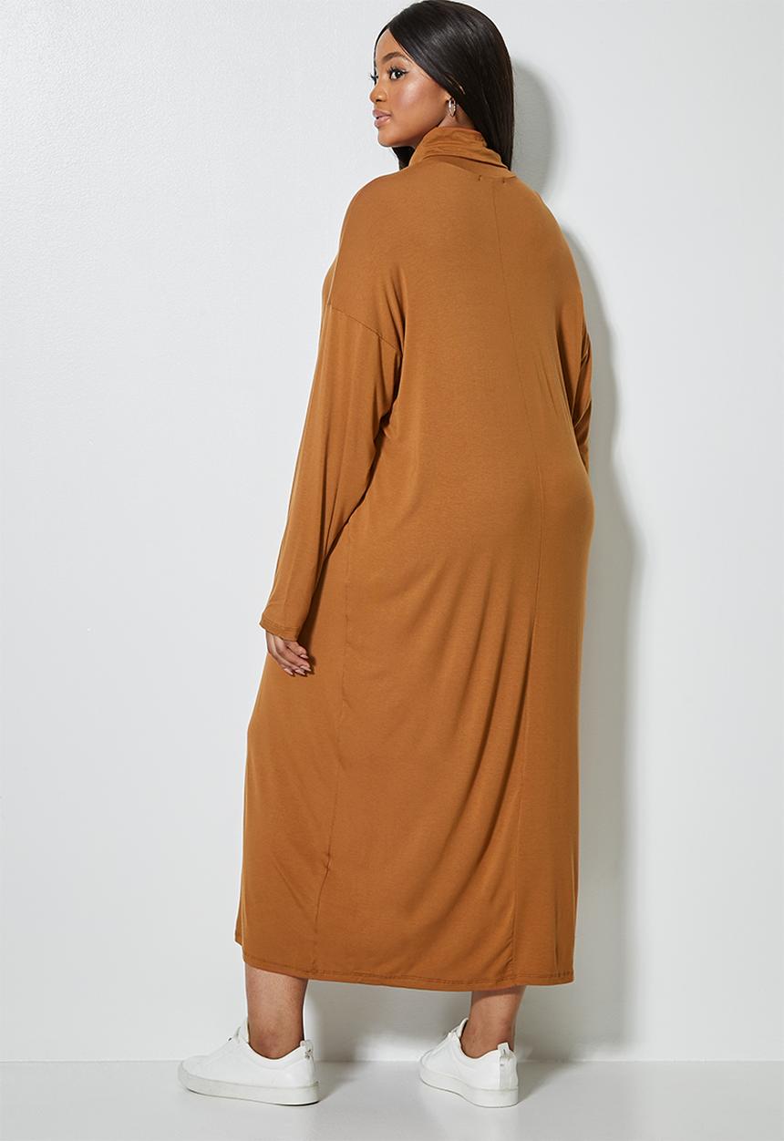 Superbalist - Dropped shoulder poloneck dress - tobacco