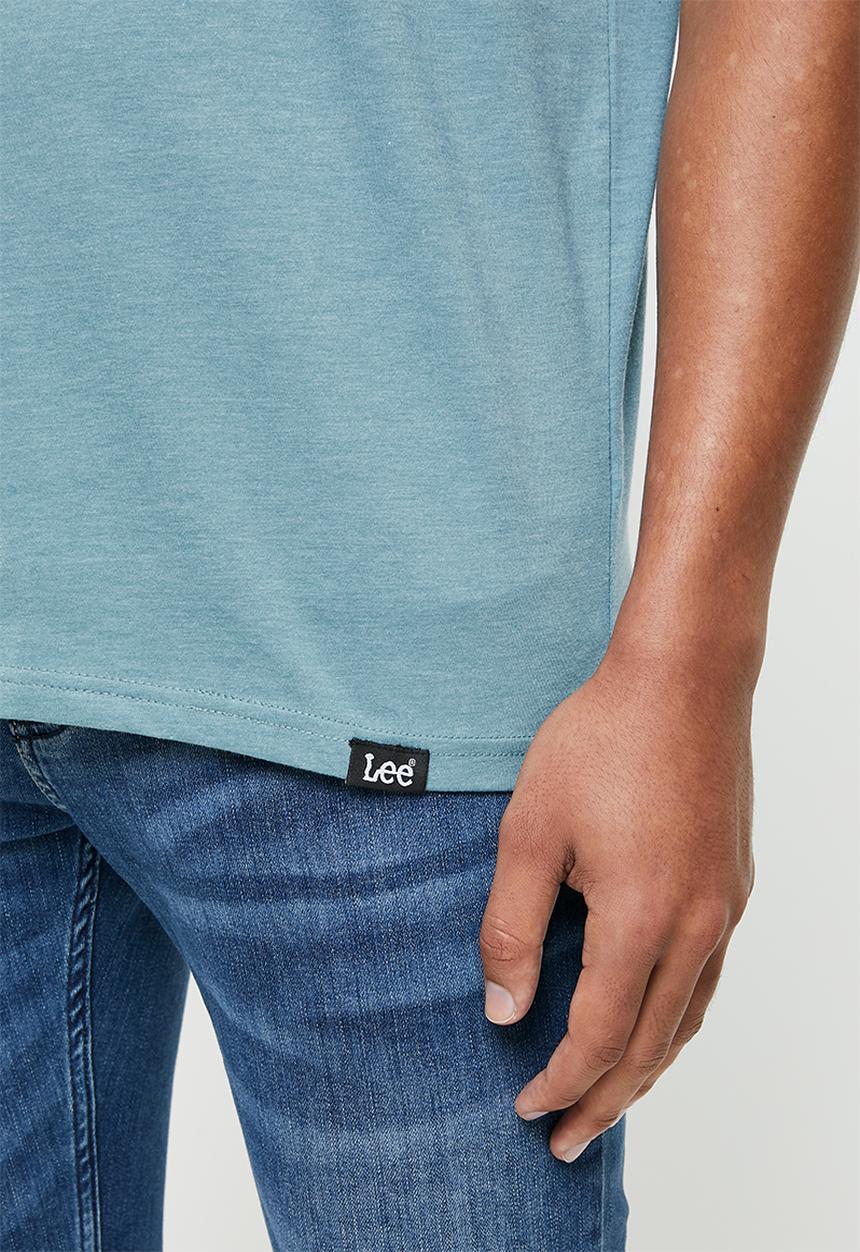 Lee  - American denim brand - blue