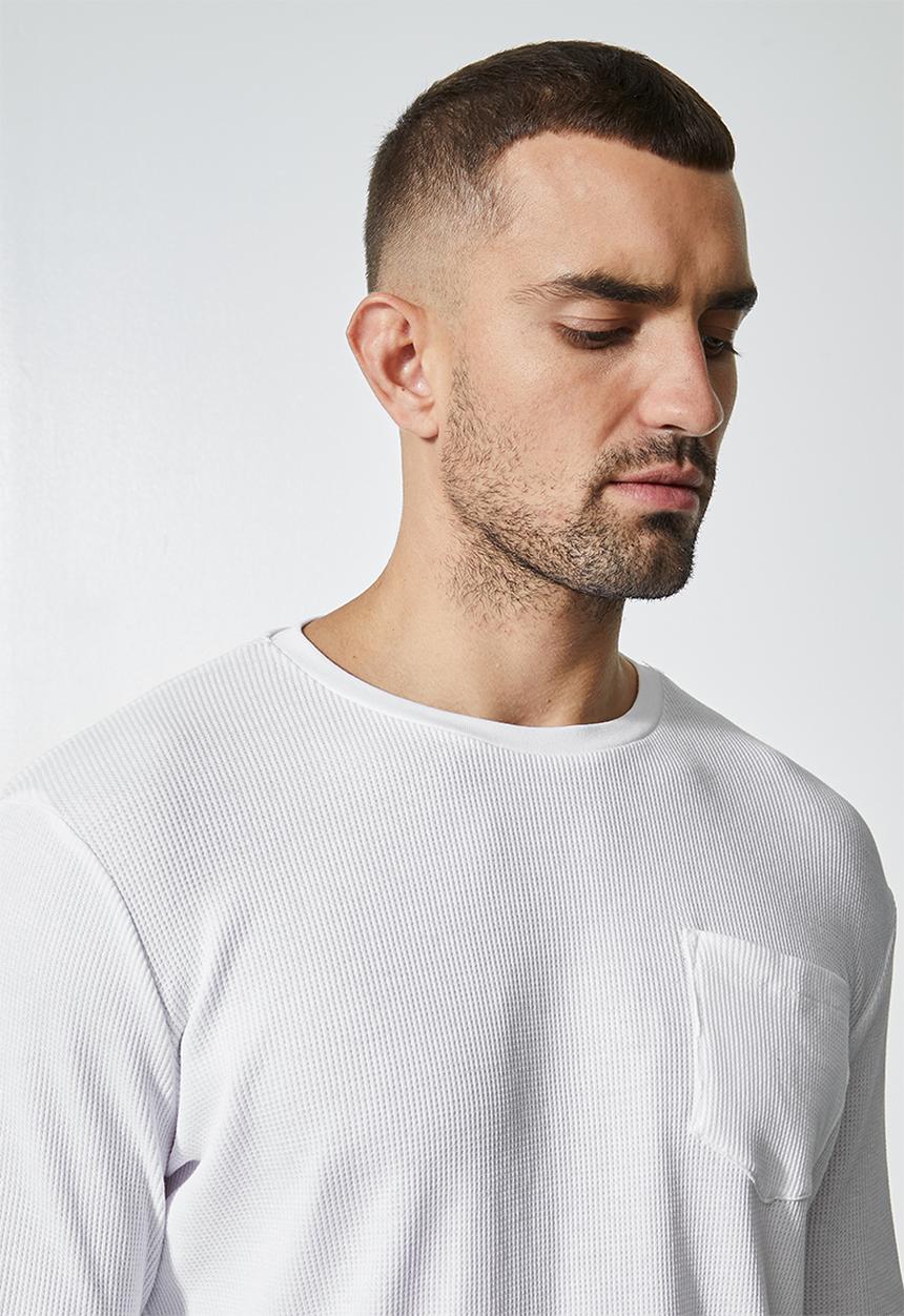Superbalist - Dylan long sleeve textured pocket tee - white