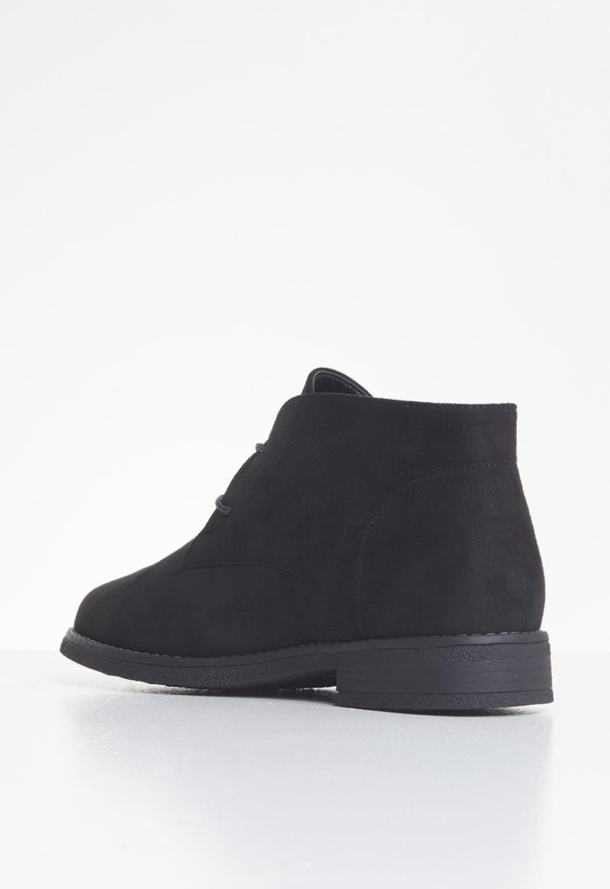 Plum - Raelyn lace up bootie - black
