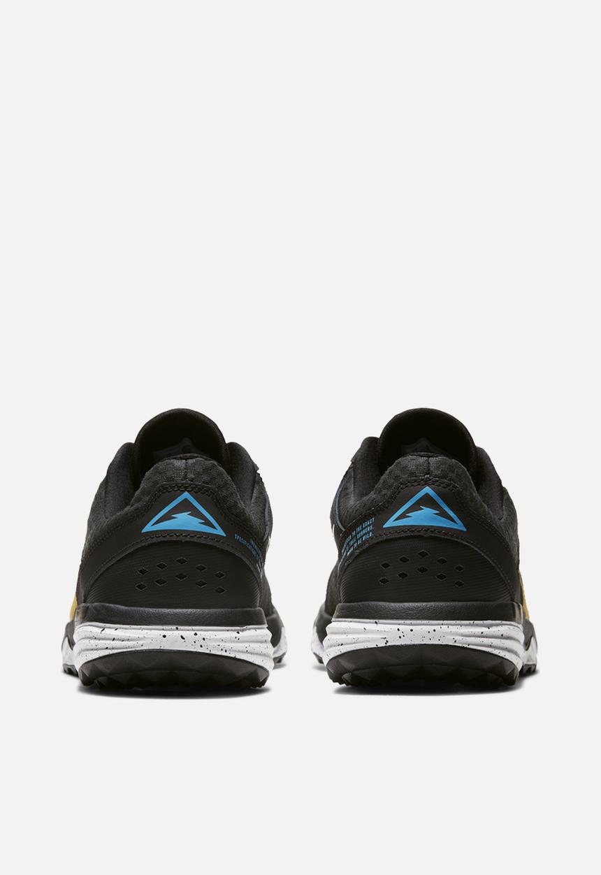 Nike - Juniper trail - off noir/dark sulfur-black-pure platinum