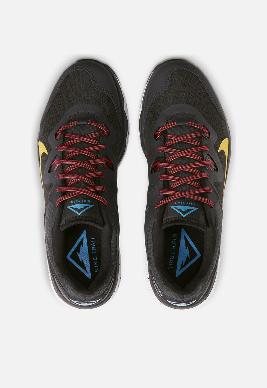 Nike - Juniper trail - off noir/dark sulfur-black-pure platinum