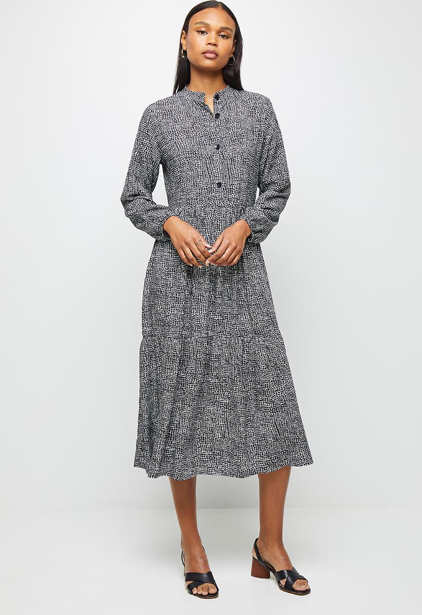 edit - Long sleeve mandarin collar tiered midi- black mono animal