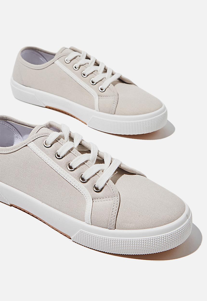 Cotton On - Lisa lace up plimsoll - grey & white 