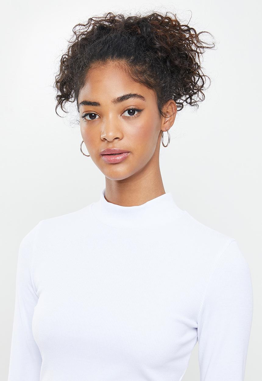 Blake - Rib turtleneck fitted crop top - white