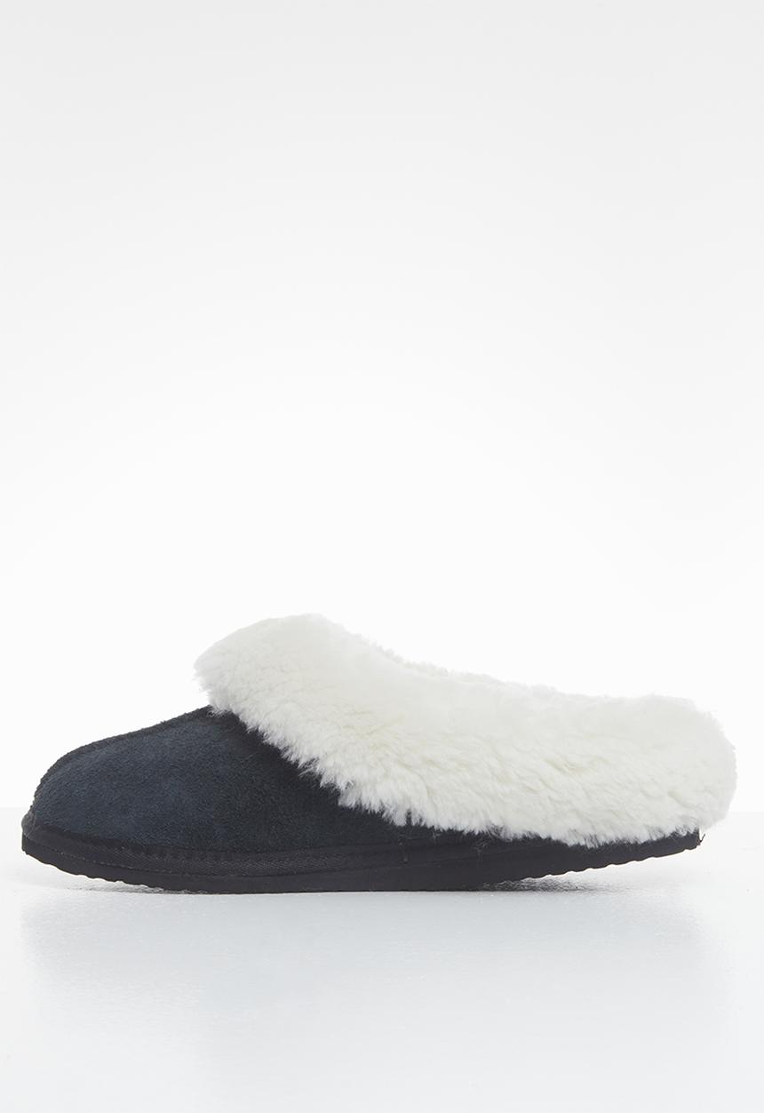 Karu - Sleek suede wool inner slipper - black