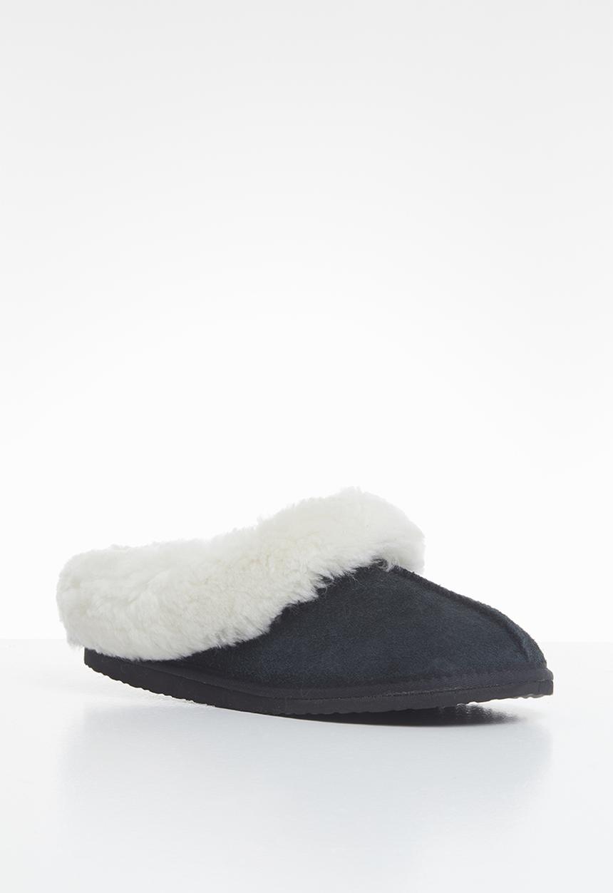 Karu - Sleek suede wool inner slipper - black