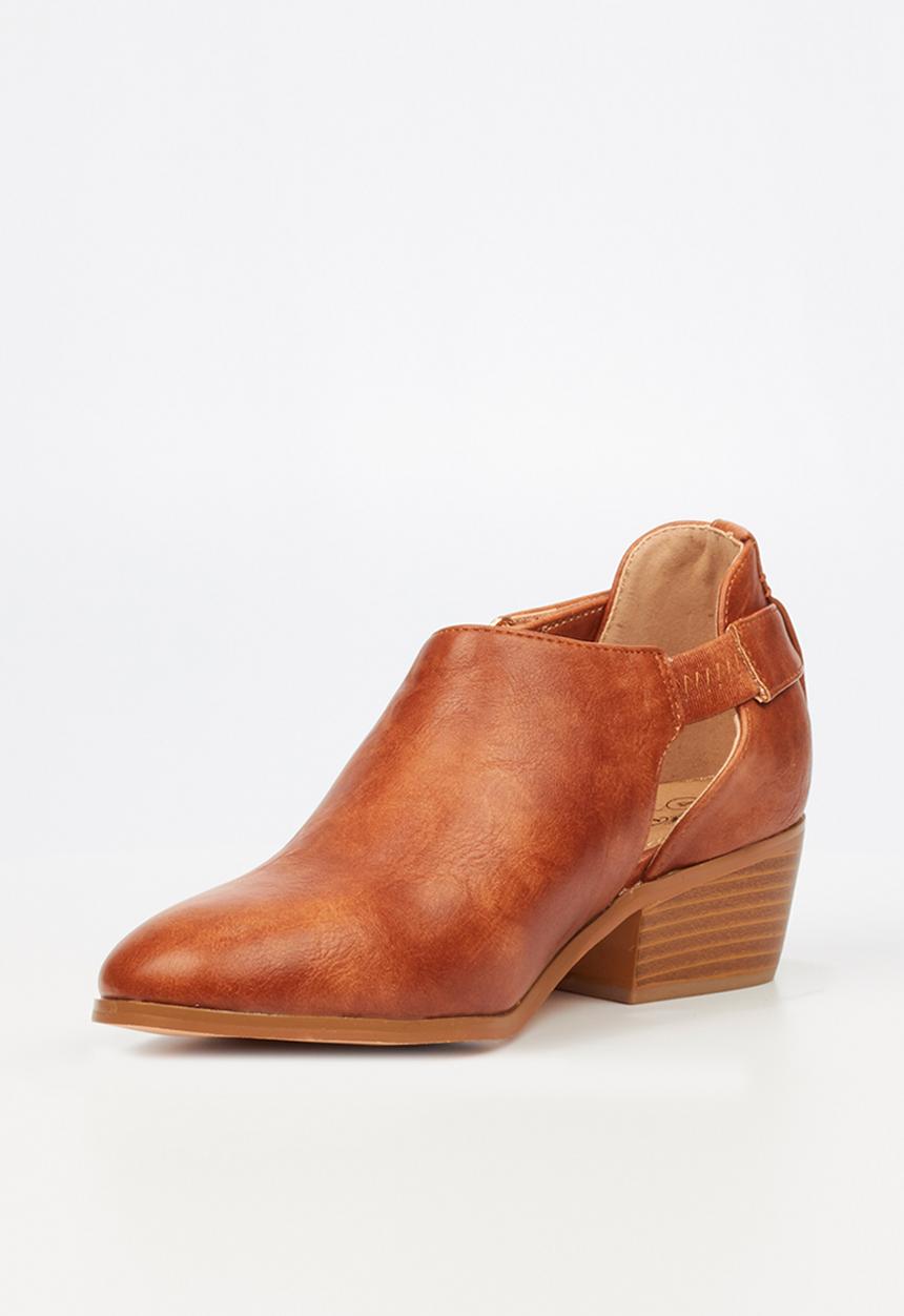 Butterfly Feet - Capricorn bootie - tan