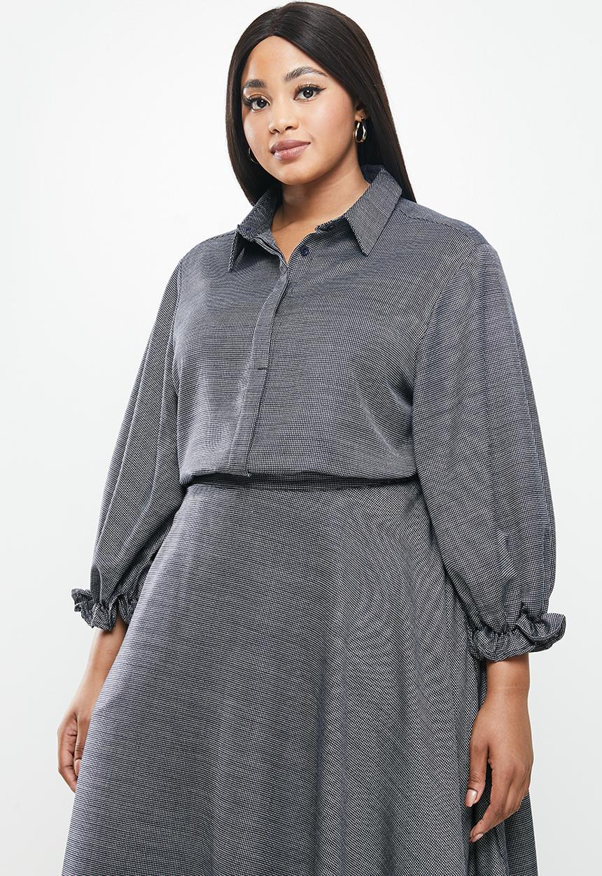 AMANDA LAIRD CHERRY - Plus hantams shirt - navy 