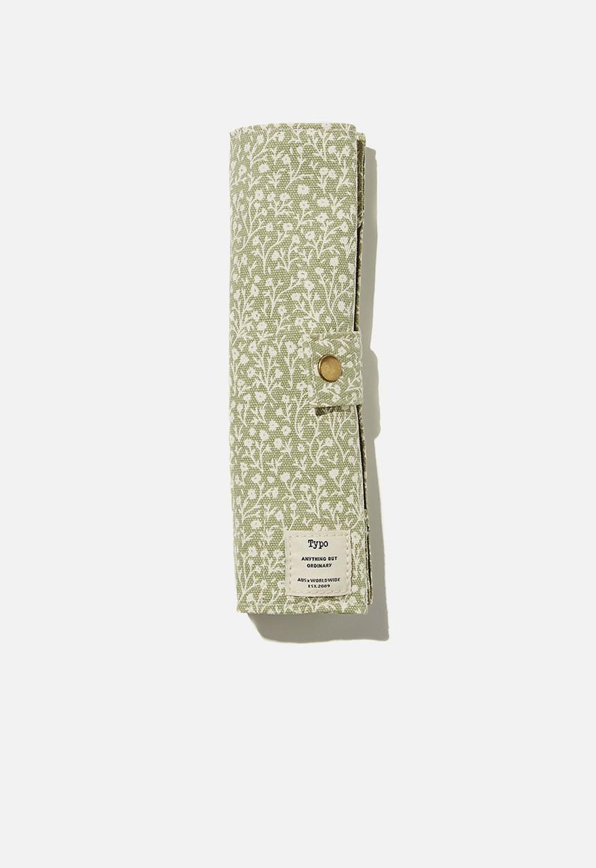 Typo - Cut my lunch cutlery roll - sage green 