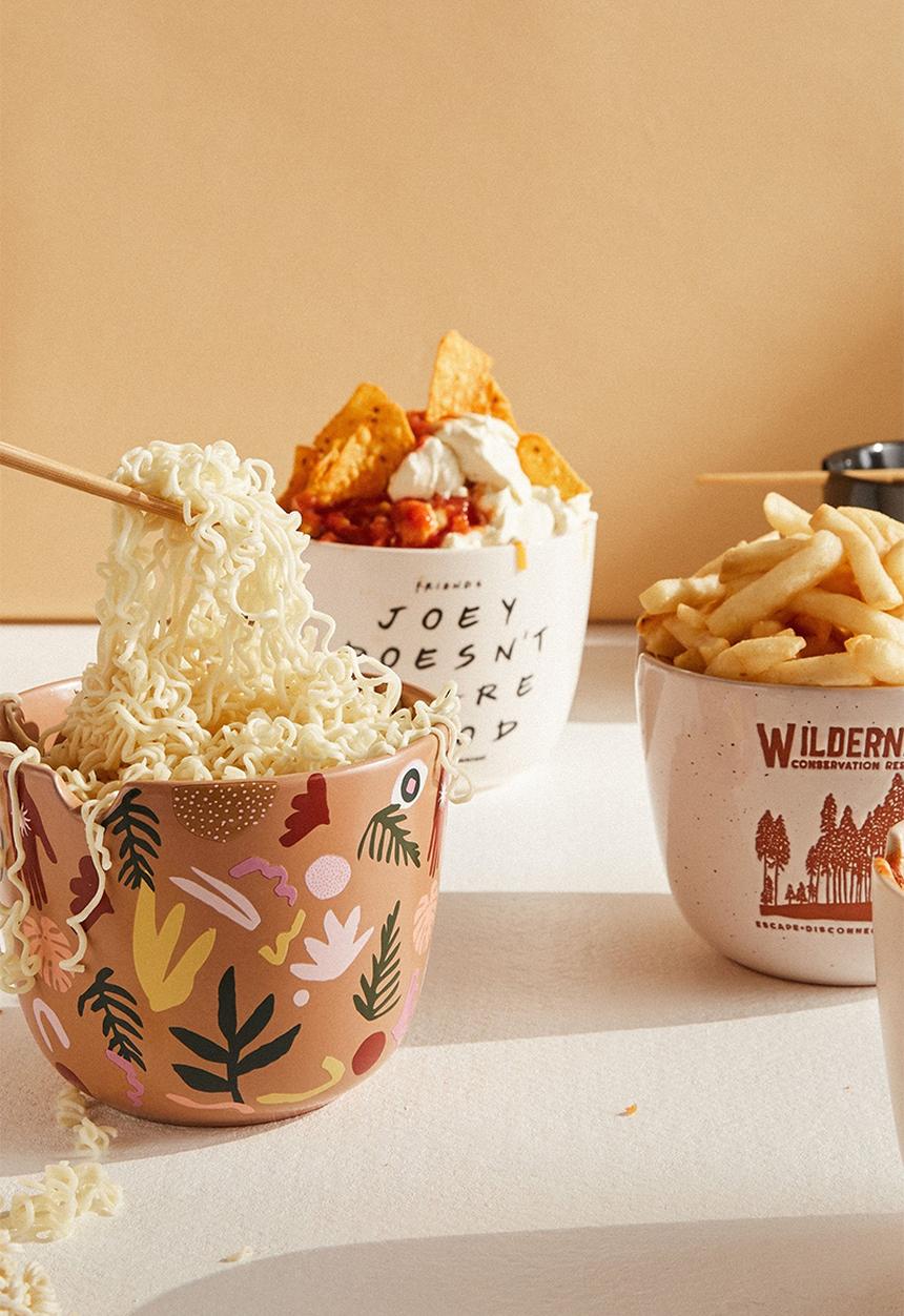 Typo - Feed me bowl - folk - brown
