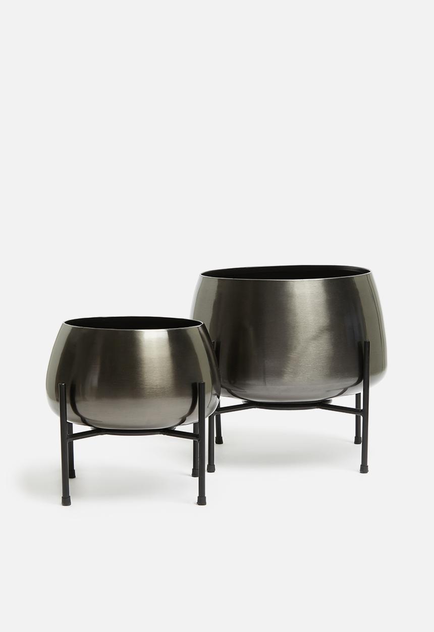 H&S - Metal flower pot stand set - black & silver