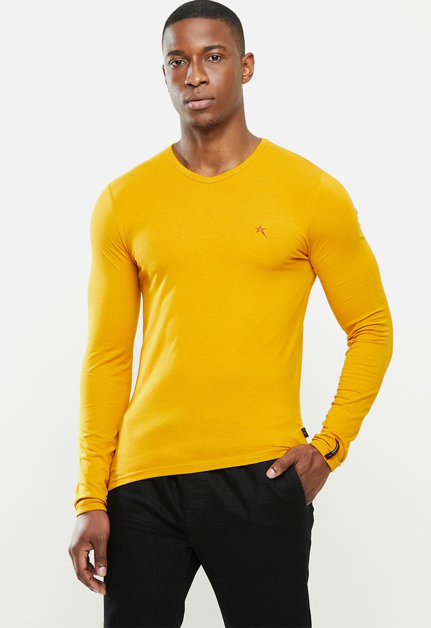 SOVIET - Dawn long sleeve v-neck tee - mustard