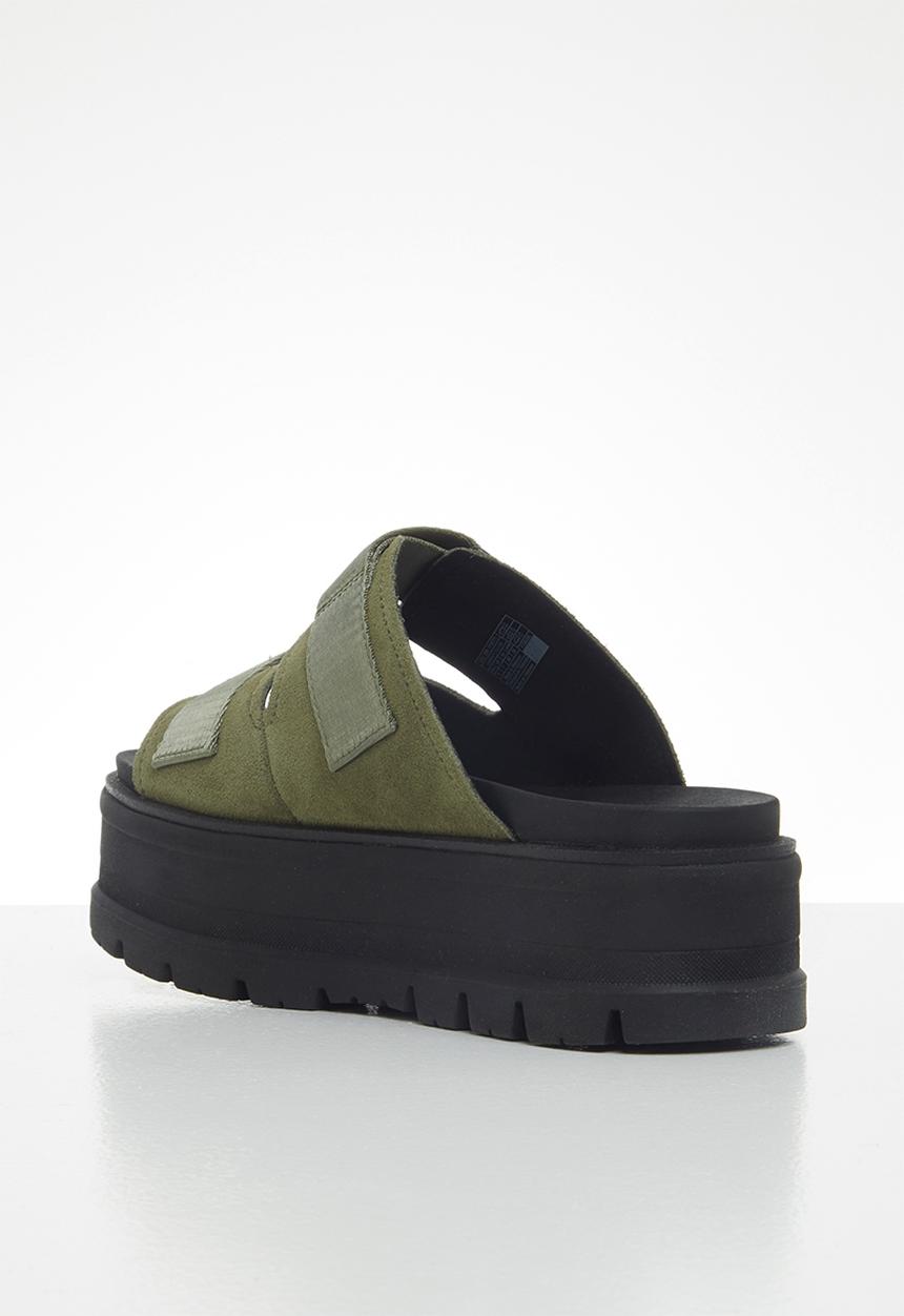UGG® - Clem - burnt olive