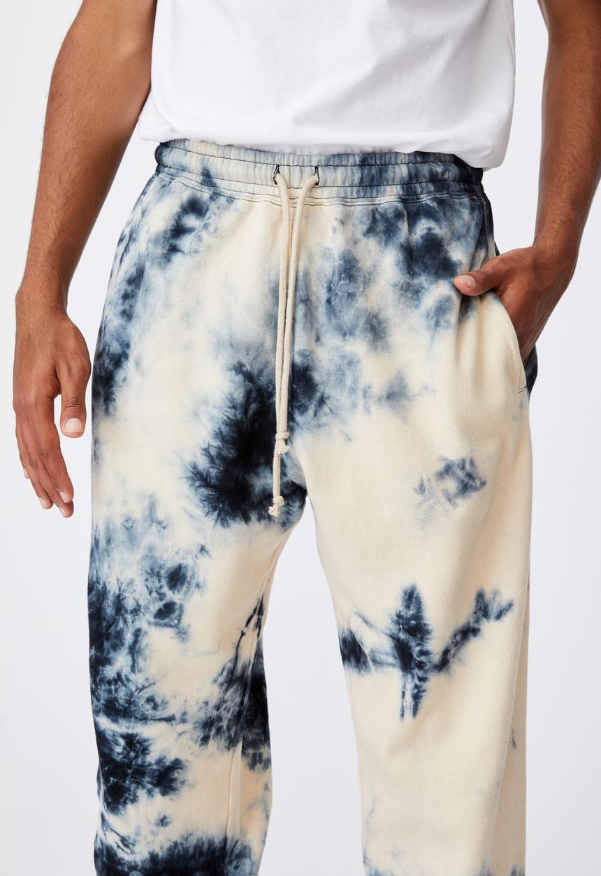 Factorie - Relaxed tie dye trackpant - bleached inferno tie dye