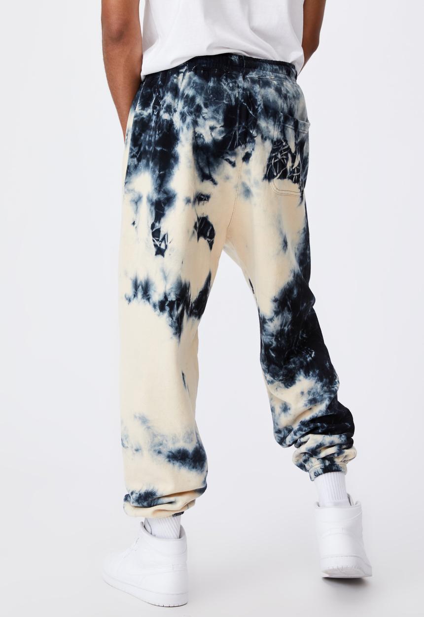 Factorie - Relaxed tie dye trackpant - bleached inferno tie dye