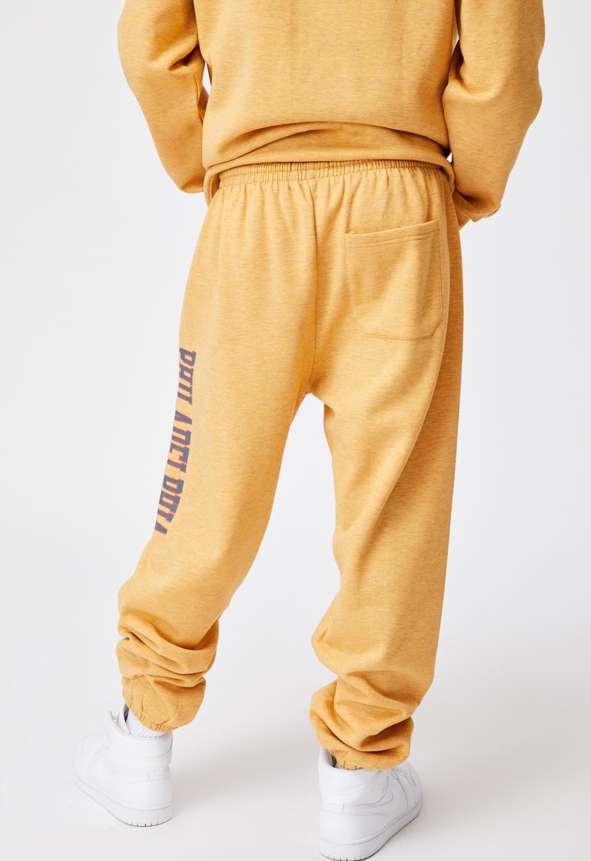 Factorie - Relaxed graphic trackpant - golden sand marle