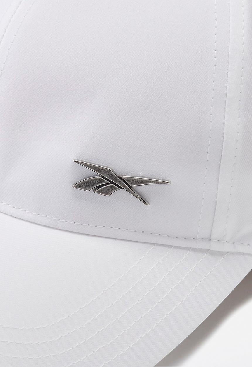 Reebok - Te badge cap - white/white