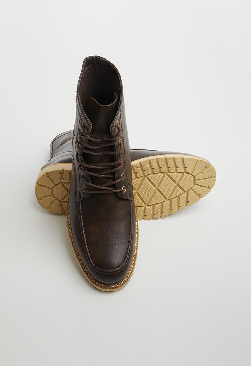 Superbalist - Austin lace-up boot - brown