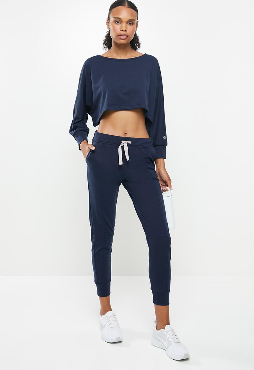 MOVEPRETTY - The jess lounge top - navy