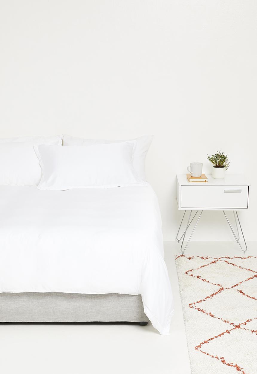 Sixth Floor - 100% bamboo super soft duvet cover set - white