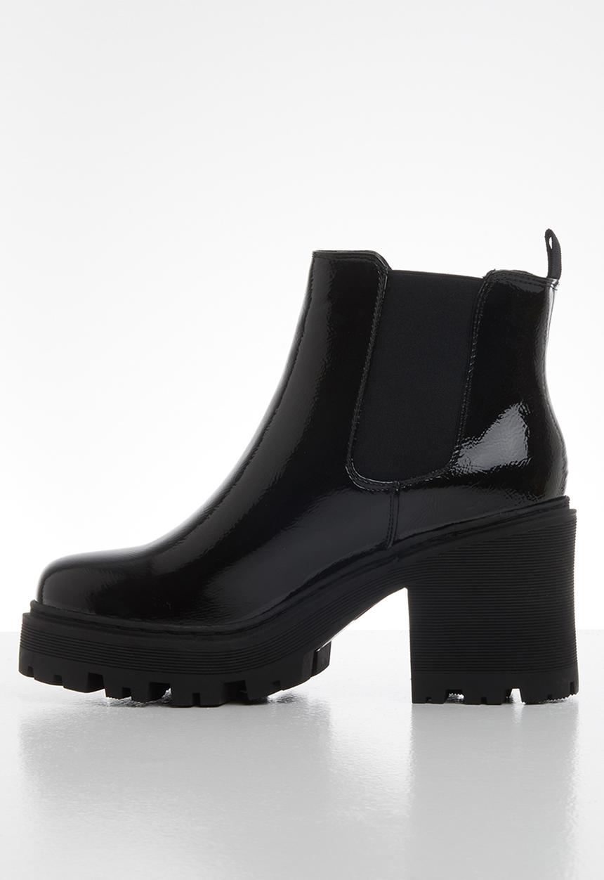Missguided - Patent cleated sole chelsea boot - black