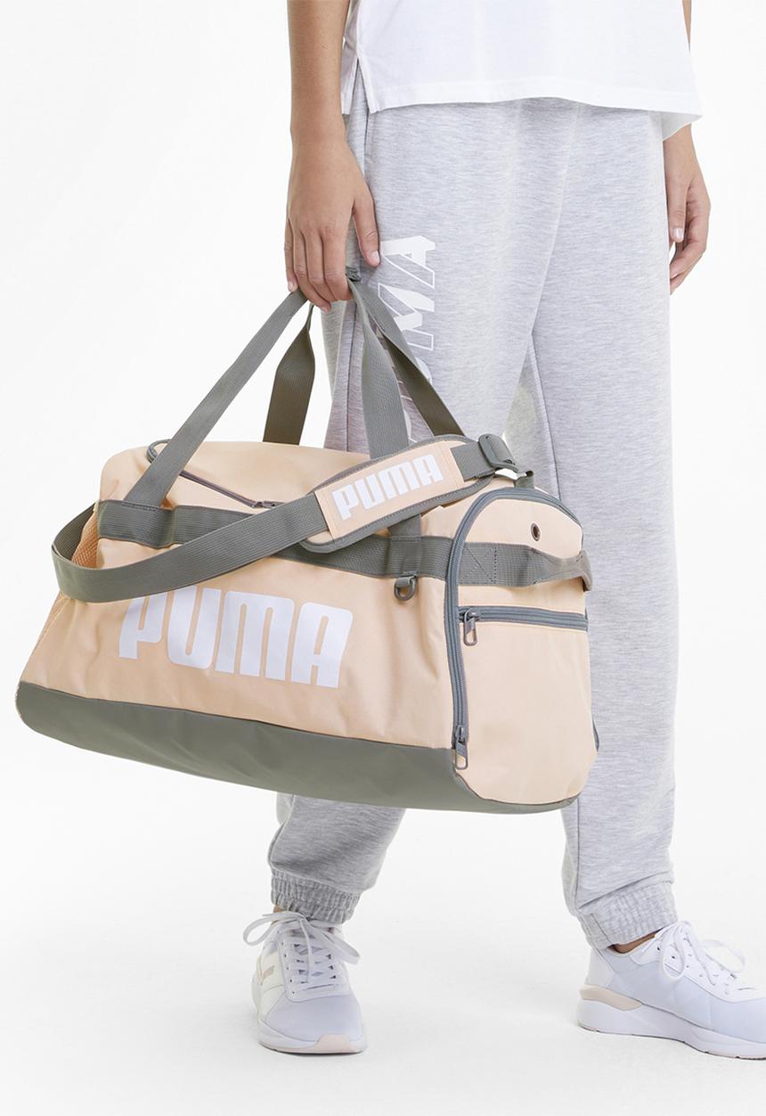 PUMA - Puma challenger duffelbag - peach & grey