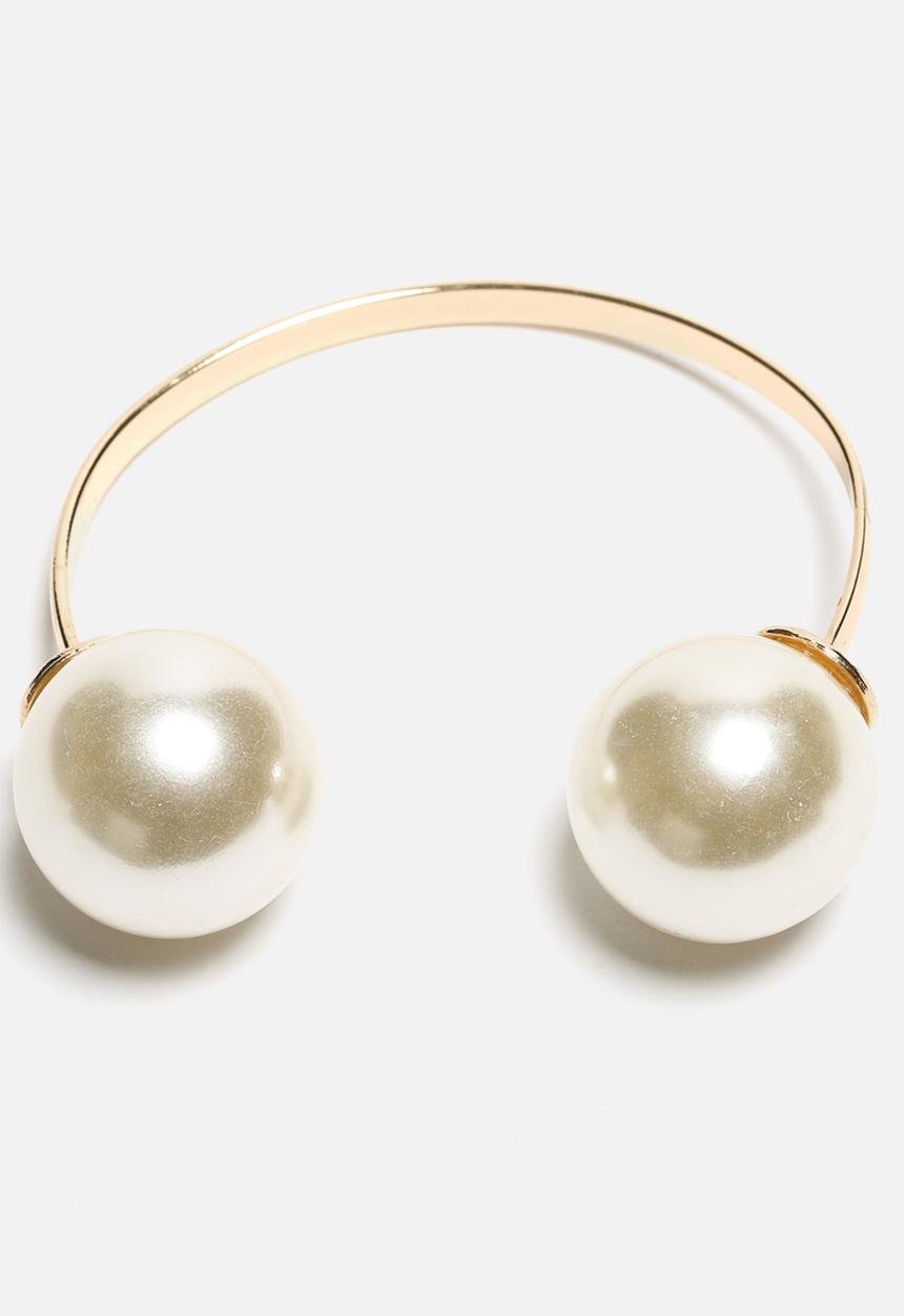 Bennt Editions - Large Pearl Bracelet