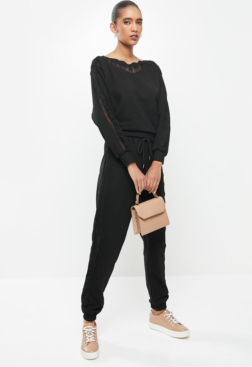 SISSY BOY - All good fleece top - black