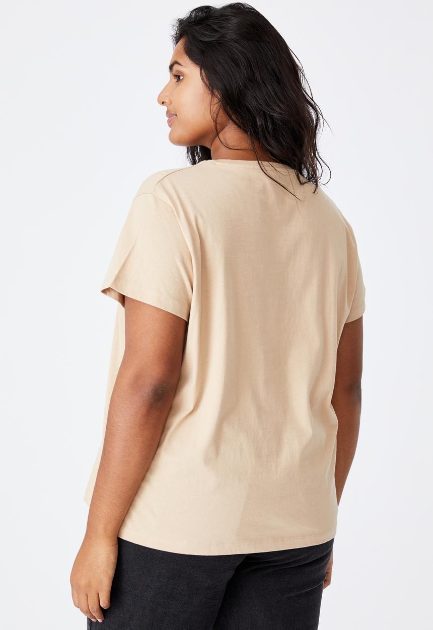 Cotton On - Curve graphic tee - chase your dreams & warm stone