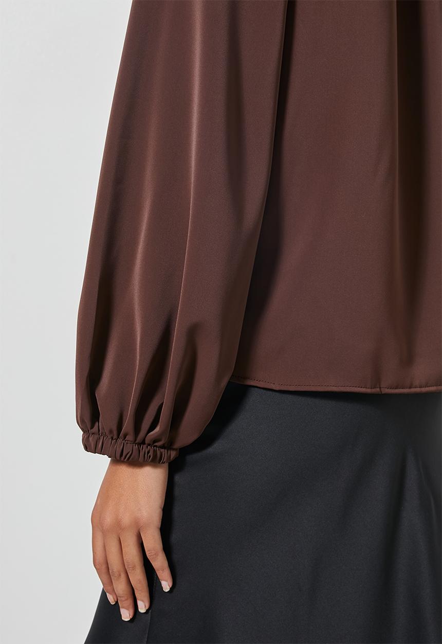 Superbalist - Elasticated neck shell blouse - rich choc