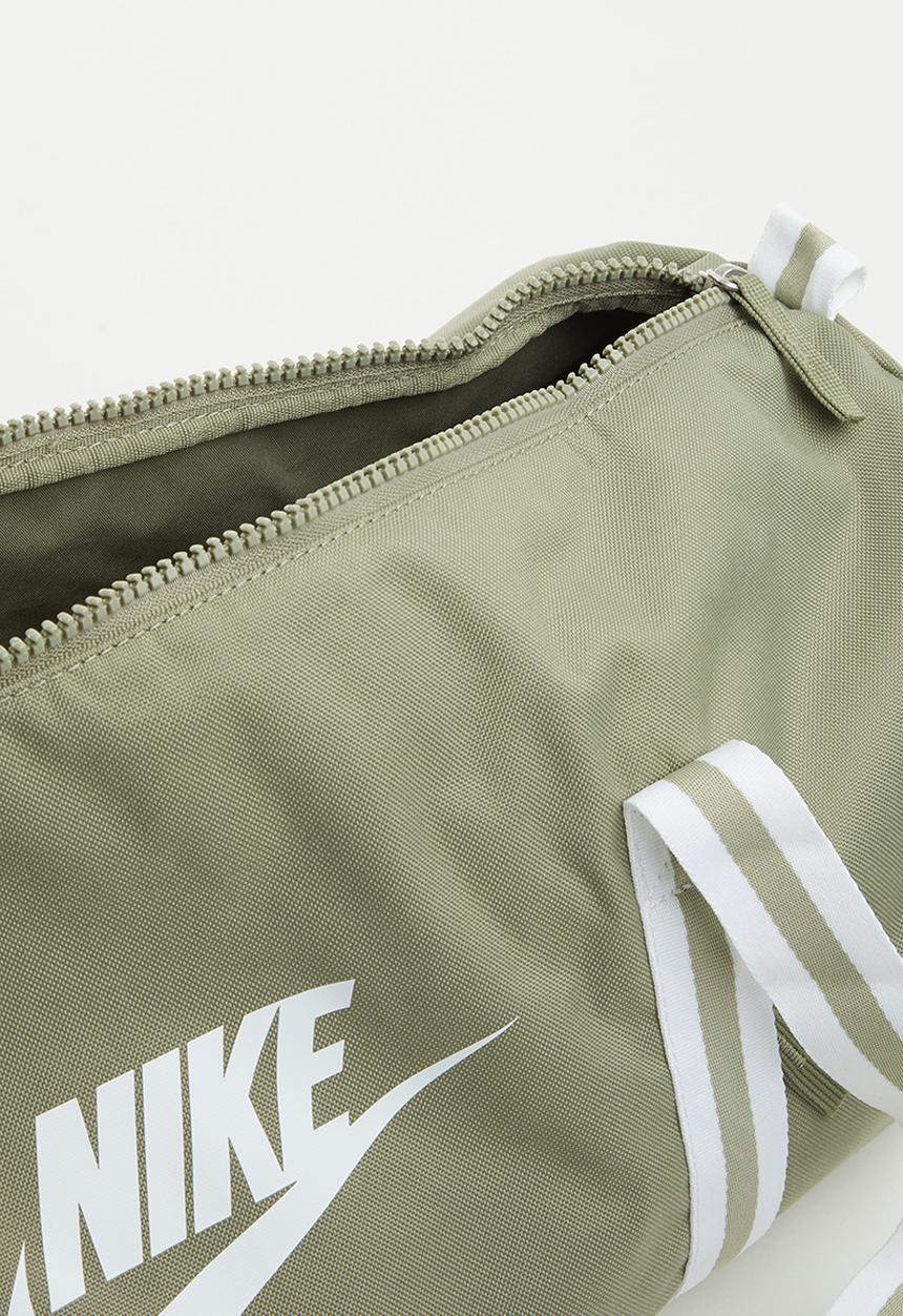 Nike - Nike heritage - olive 