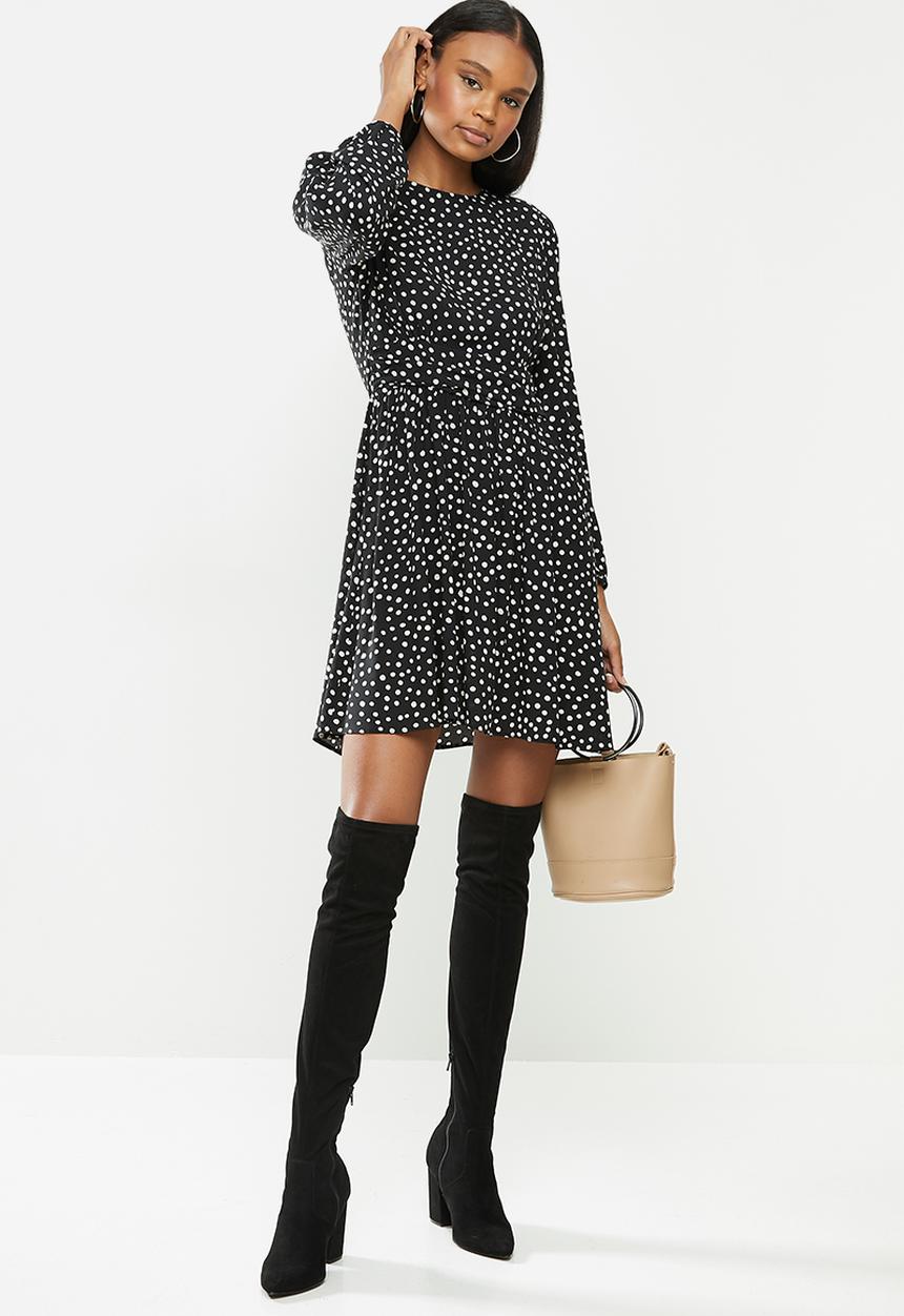 MILLA - Shoulder pad mini dress with waist detail - black & white