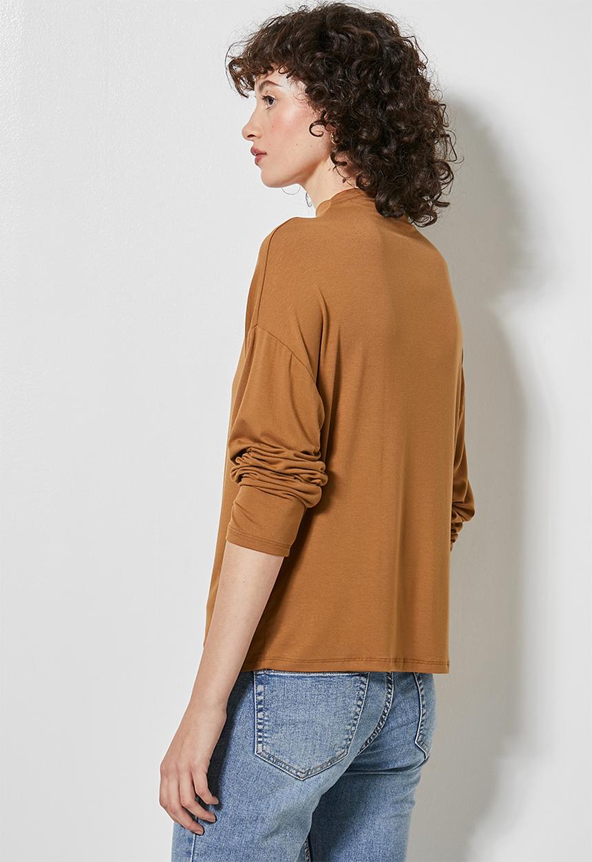 Superbalist - Grown on neck easy fit tee - tobacco